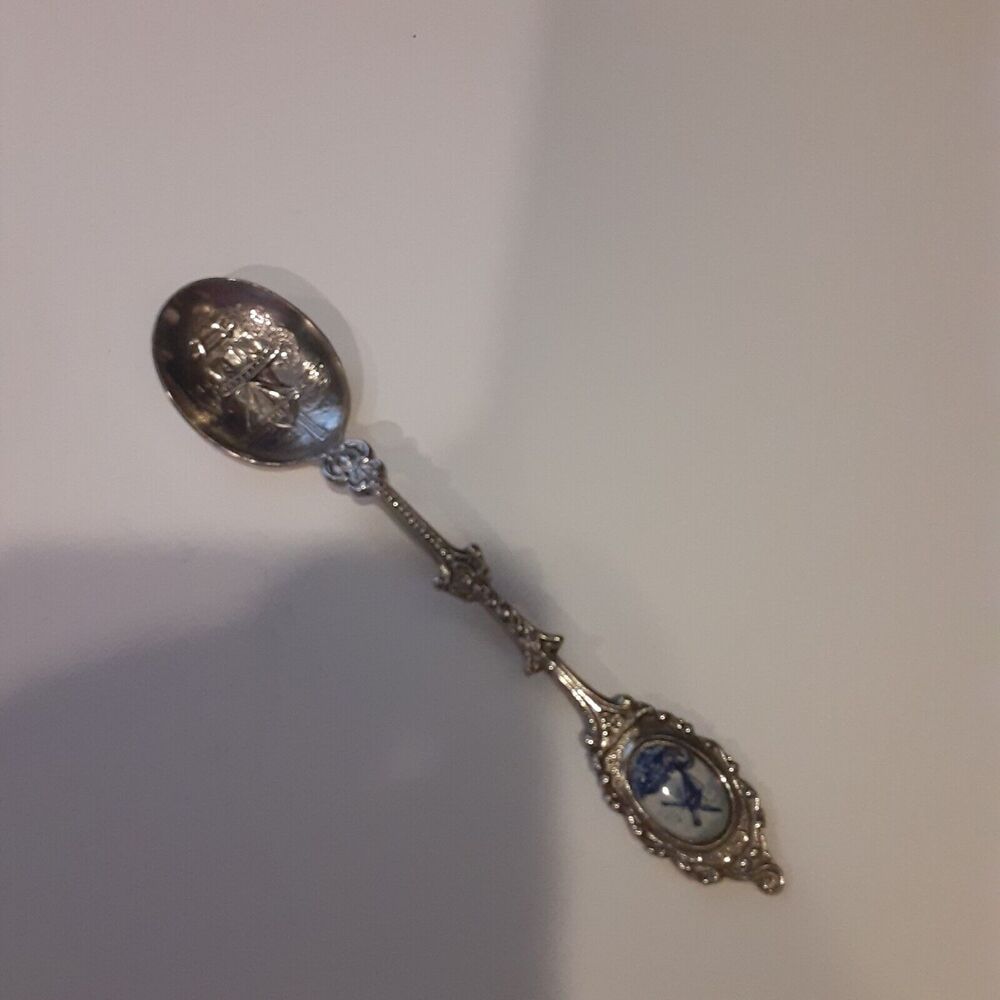 Vintage Holland Delft Souvenir Spoon Windmill insert